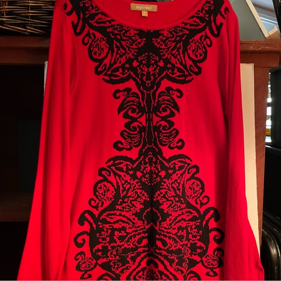 Ellen Tracy Sweater. New with tags. Medium, Red/Black, Elegant - Picture 6 of 12
